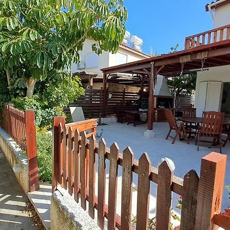 Апартаменти Relaxing Seaside Manors Ларнака Екстер'єр фото